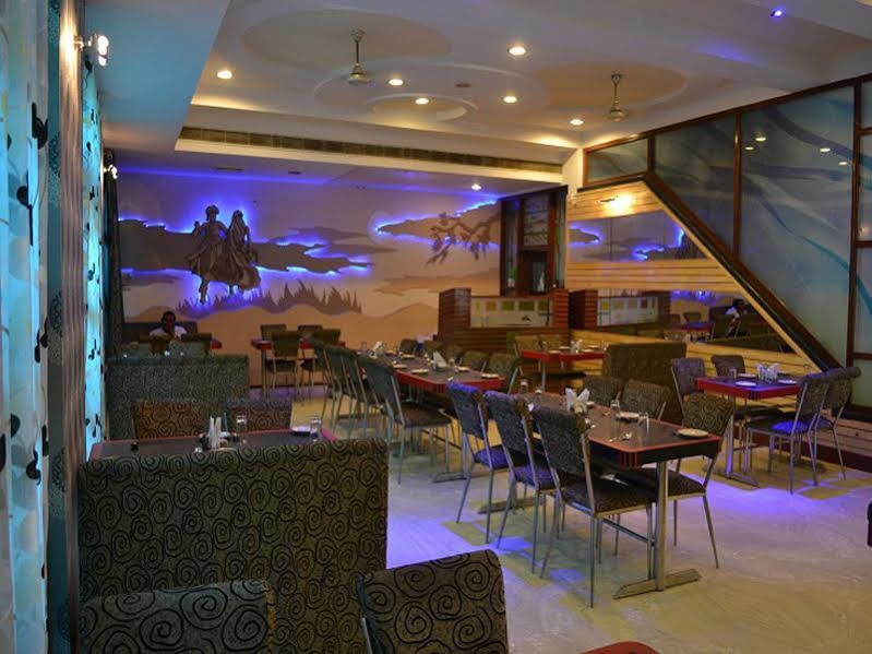 Hotel Sheel Gopal Vision Mathura Zewnętrze zdjęcie